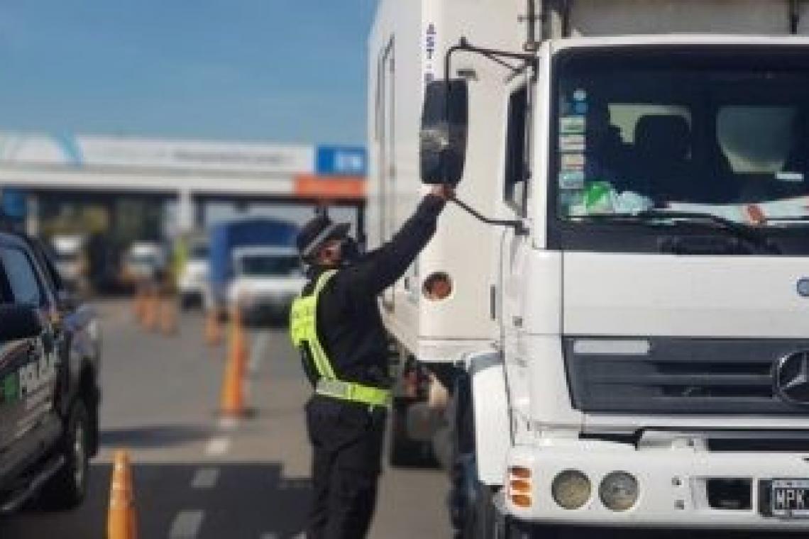 Los rosarinos no podrán ingresar a las ciudades vecinas