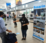 Ciudad hospitalaria: Rosario recibe a las y los turistas con beneficios para su estadía