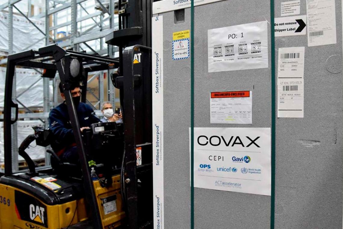 Comenzó la distribución de otras 240.900 vacunas, la mayoría del fondo Covax