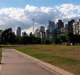 Bajo la temperatura, debido a los fuertes vientos del sur
