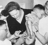 Polio: La otra pandemia, la otra gran campaña de vacunación