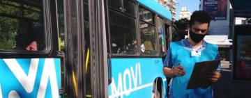 Plaza Sarmiento: La Municipalidad controla que se respete la ventilación cruzada en los colectivos