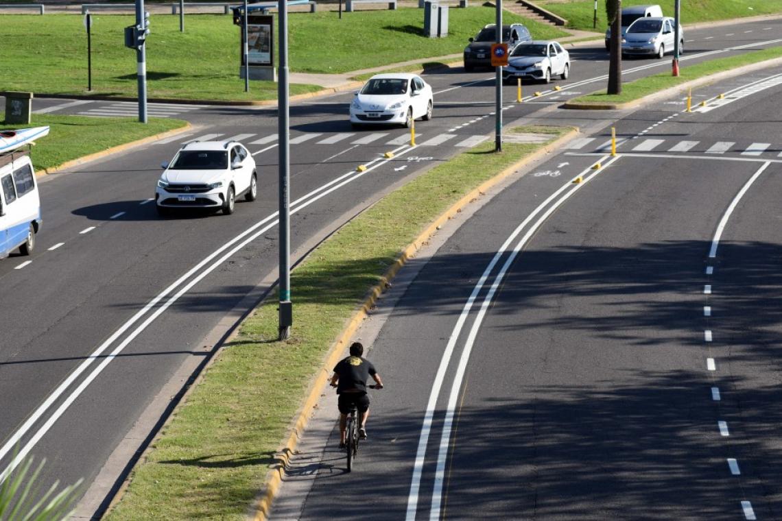 El Municipio inauguró la ciclovía Ribera Norte y tres nuevas estaciones de Mi bici tu bici