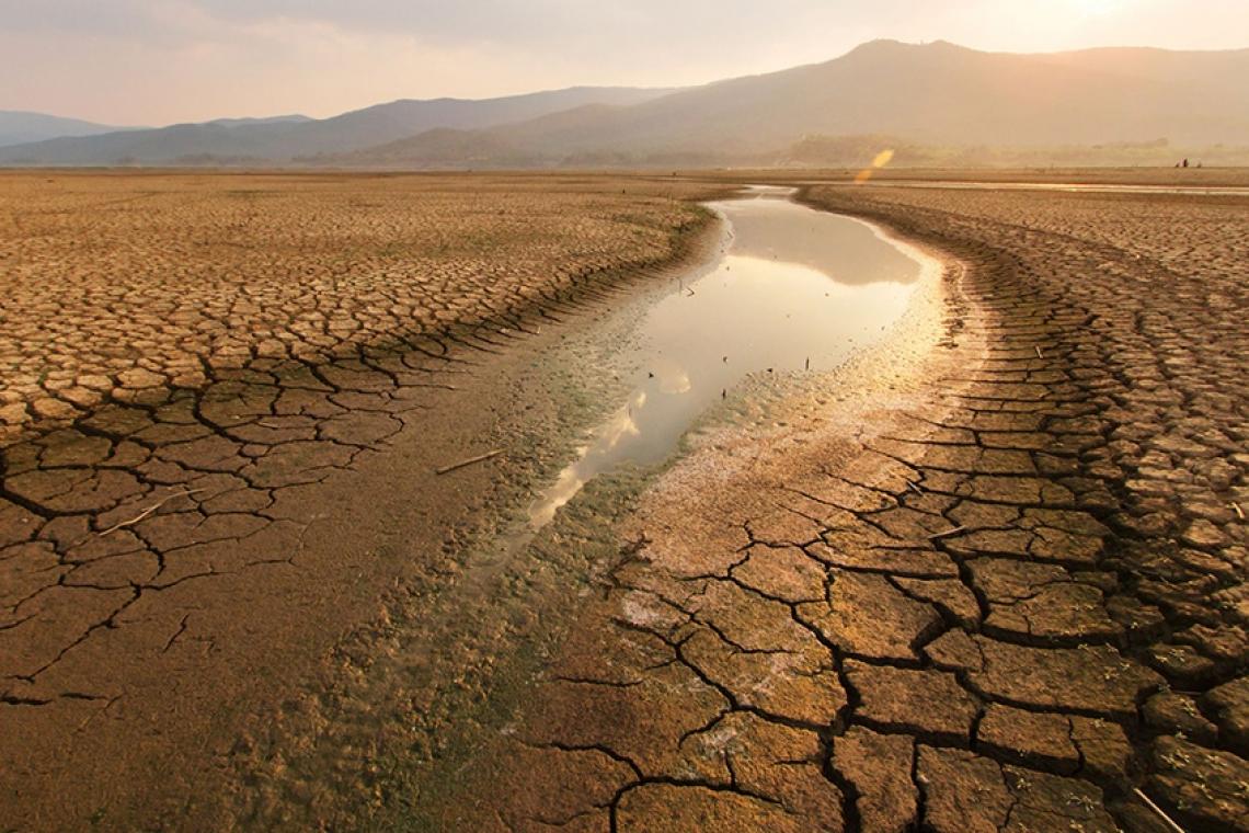 Cuáles son las causas del incremento de las lluvias torrenciales, olas de calor y sequías