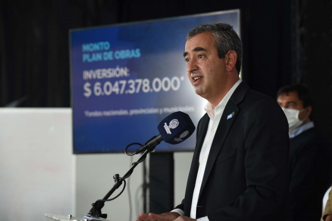 El intendente Pablo Javkin presentó este miércoles 18 de agosto un vasto plan de obras por más de 6.000 millones de pesos