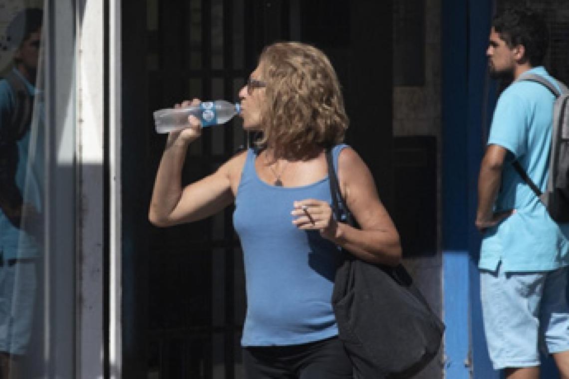 El municipio recomienda extremar medidas preventivas para evitar golpes de calor