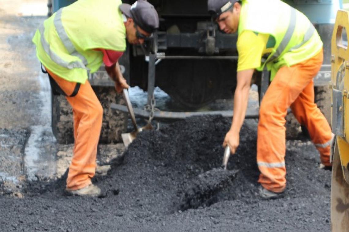 Se licitaron casi $800 millones para mejorar calles en los seis distritos