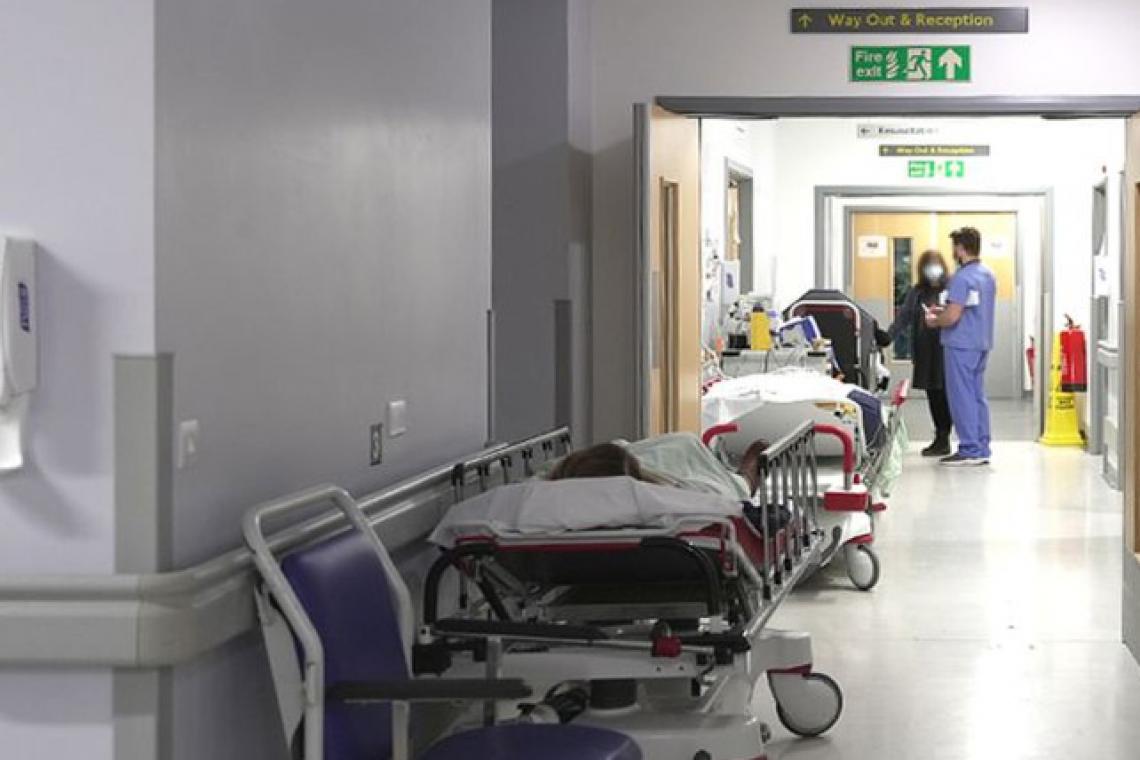 Covid: "Muchos de los que ingresan contagiados están sin vacunar y piden una dosis, pero ya es muy tarde"