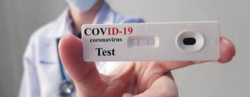 Llegan los autotest de coronavirus a las farmacias para su venta al público