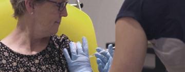 COVID-19: Este jueves comienza la vacunación con segundas dosis de refuerzo a mayores de 80 años