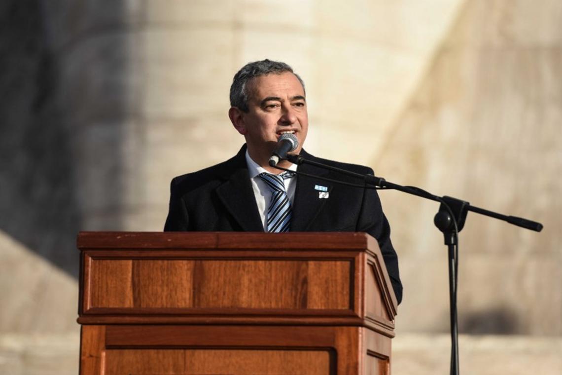 Javkin: «Los gritos no sirven, ante esta crisis necesitamos unión y decisión»