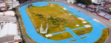 El legado de los Juegos: el Estadio Municipal tiene nueva pista de atletismo