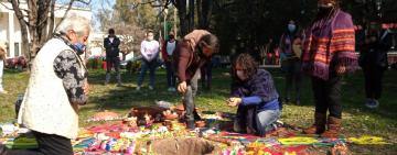 Convocan a participar de la Fiesta de la Pachamama en la plaza de los Pueblos Originarios
