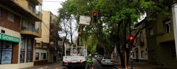 El Municipio comenzó la instalación de luminarias led en barrio Agote