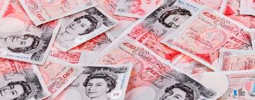 Tras tocar un mínimo histórico, se profundiza la crisis de la libra esterlina