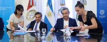 Se firmó el convenio para la implementación de la Sube en Rosario