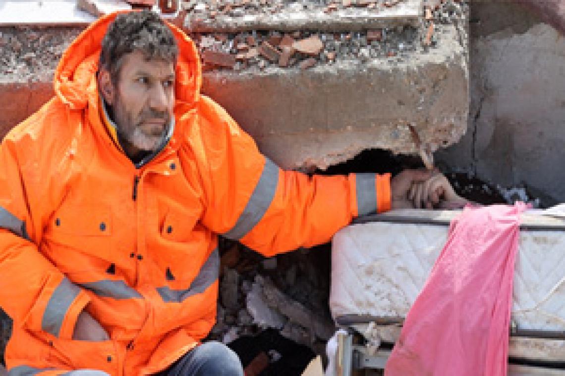 La cifra de víctimas por terremoto en Turquía y Siria sigue subiendo y ya supera los 11.200 muertos