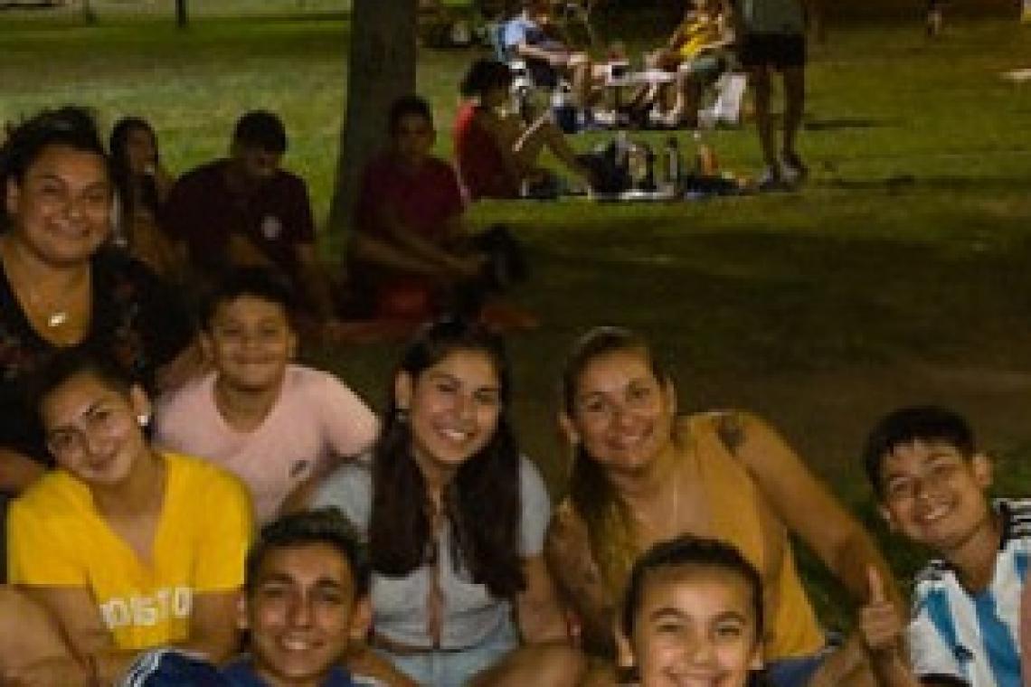 La tercera es la vencida: Este jueves se hará el «Picnic nocturno por una ciudad más verde» en el Rosedal