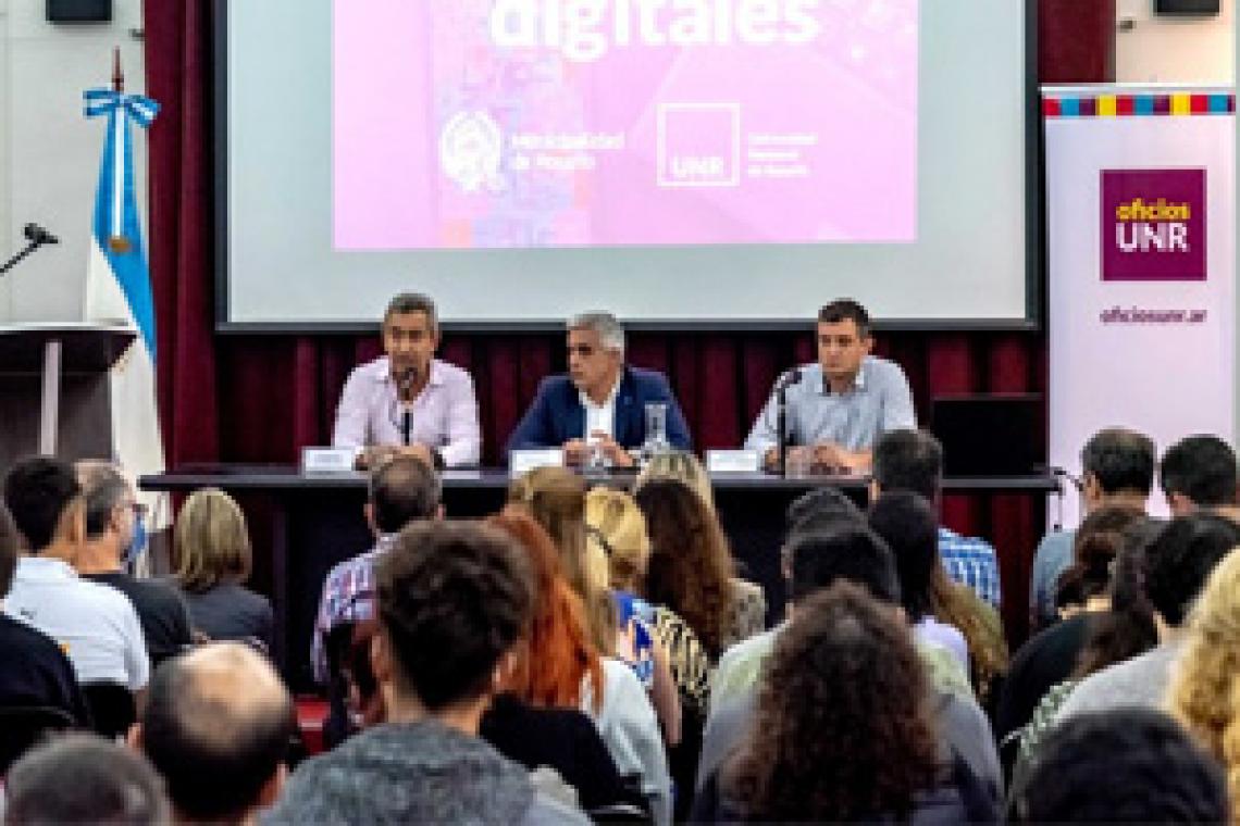 Oficios Digitales: Javkin presentó la nueva propuesta académica junto a la UNR