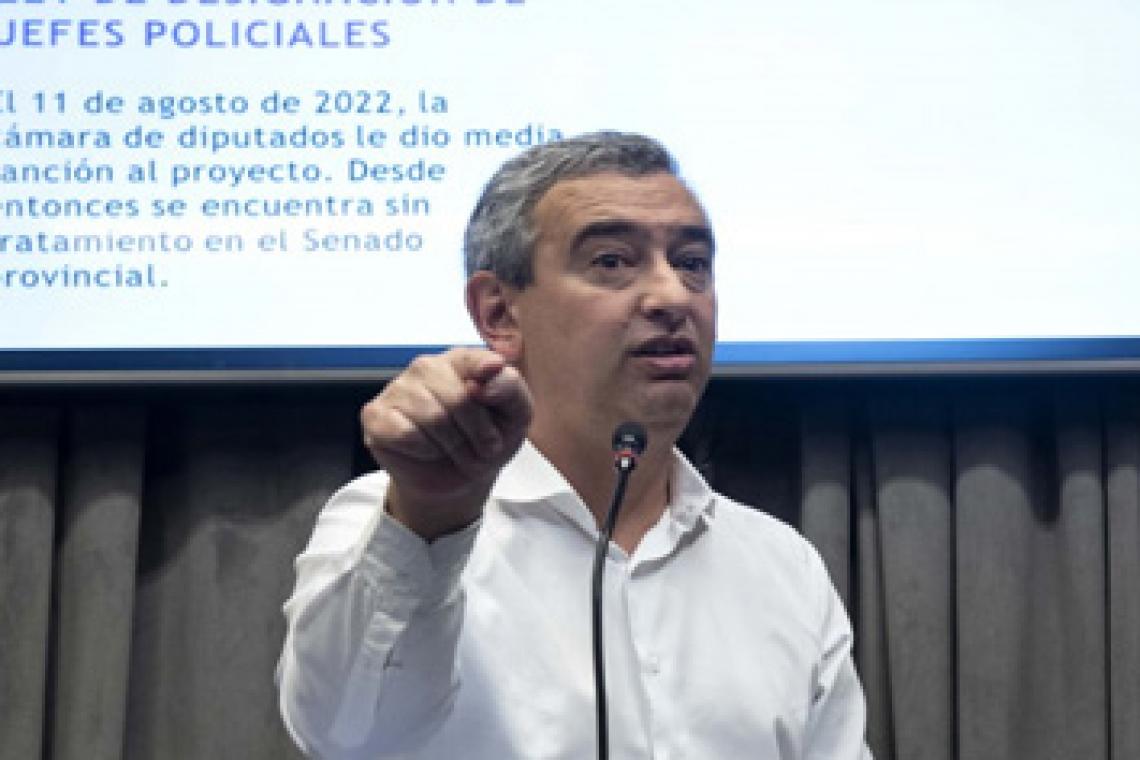 Javkin: «Se habla sobre la situación de Rosario, pero se ponen los policías en otro lugar»