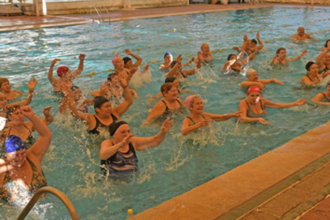 Comenzaron las actividades en las piletas climatizadas de la Municipalidad de Rosario