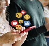 Adolescentes y consumo saludable de las redes: un trabajo en equipo