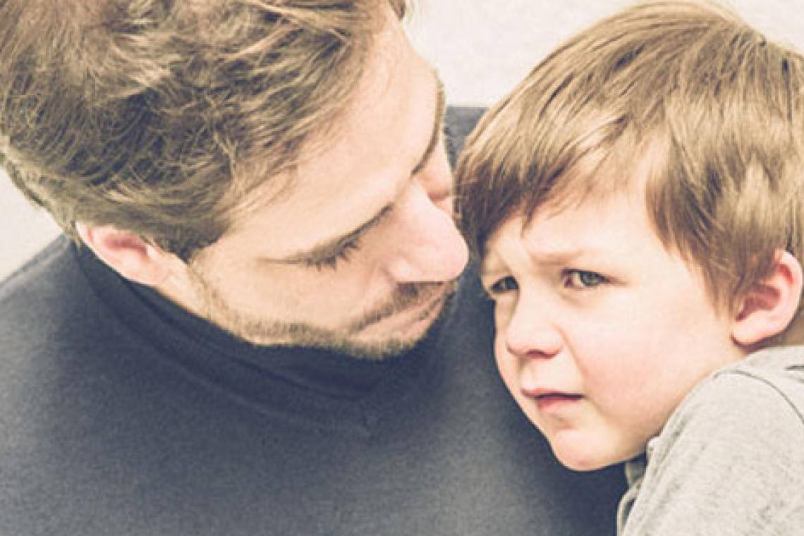 ¿Eres orquídea o diente de león? El aumento de los padres sumamente sensibles