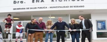 Junto a vecinas y vecinos, el municipio inauguró moderno centro de salud en barrio Olímpico