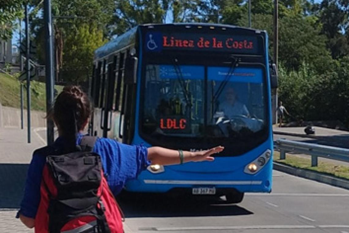La Línea de la Costa ya circula diariamente por la temporada de verano