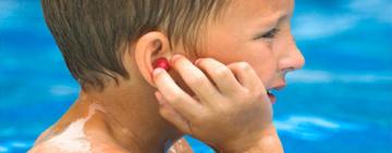 Cómo disminuir la posibilidad de otitis por la pileta, el mar o el río en el verano AUDIO