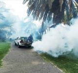 El municipio continúa con los operativos de fumigación en espacios verdes
