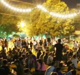 Vuelven los picnics nocturnos a los parques de la ciudad