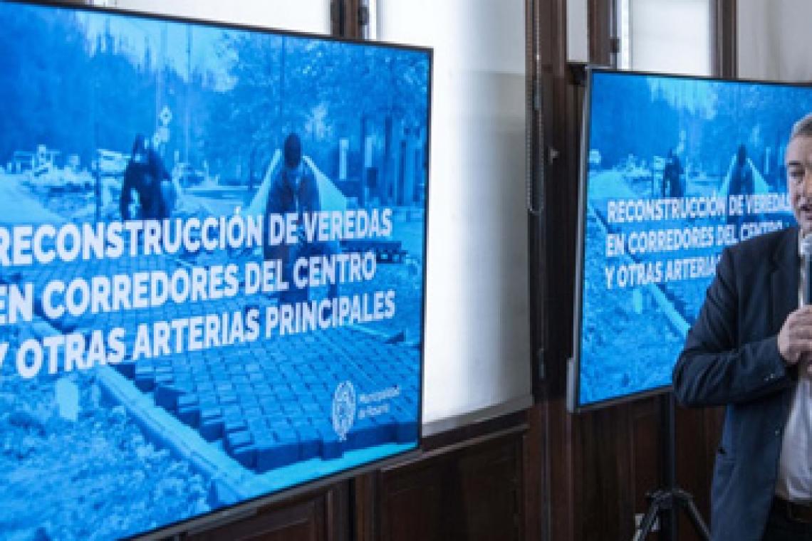 El intendente Javkin presentó un plan intensivo de reparación de veredas en toda la ciudad