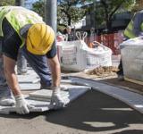 Plan de Veredas: avanza la reconstrucción en centros comerciales en barrios