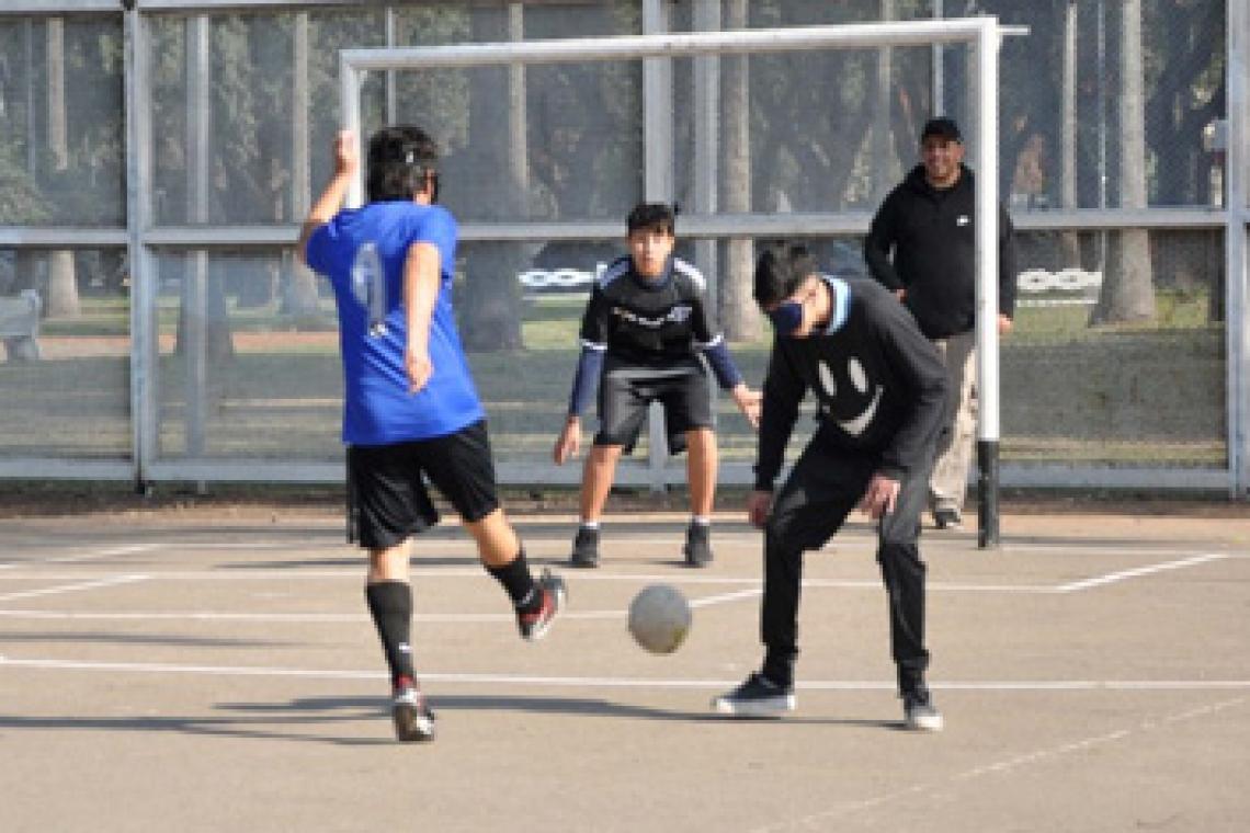 El municipio intervino con mejoras la Cancha de la Inclusión en el Independencia
