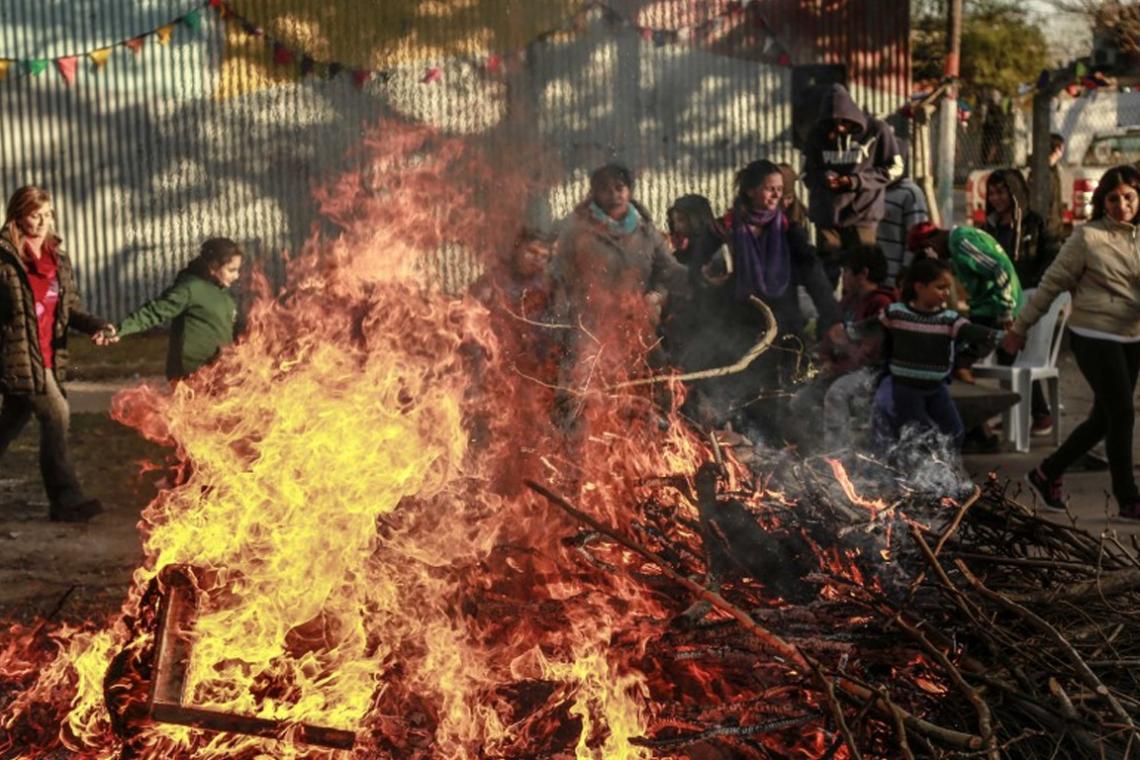 Llegan las tradicionales fogatas de San Juan y de San Pedro y San Pablo