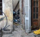 El municipio intervino para sanear una casa donde se acumulaba basura