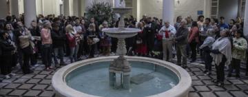 Más de 700 personas se sumaron a la recorrida guiada por el Palacio de los Leones