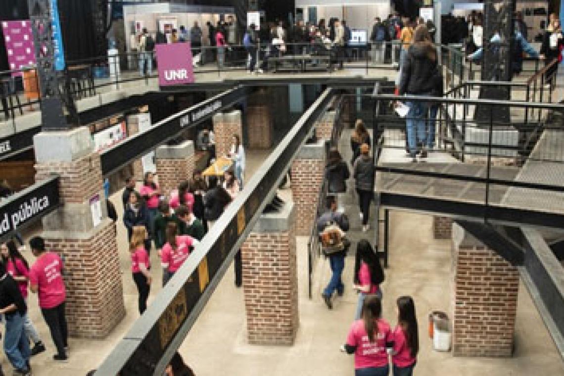 Llega una nueva Expo Carreras de la UNR al Galpón de las Juventudes