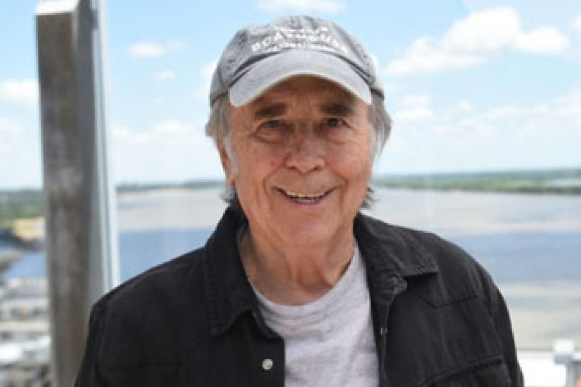 «Estar aquí es volver a estar con él, cerca de las cosas que amó»