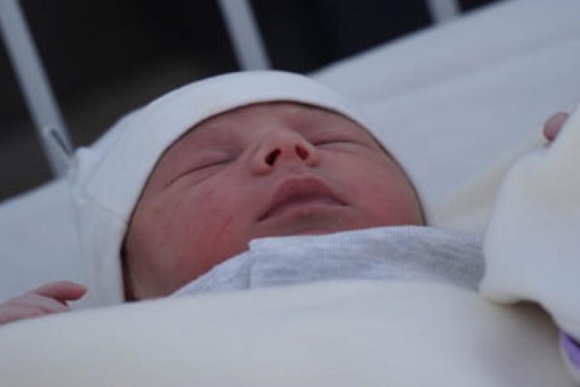 Se llama Ana Paula y es la primera rosarina nacida este 2025 en una maternidad pública