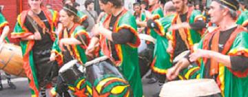Uruguay vibra con el candombe durante dos noches de carnaval