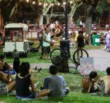 Invitan a vecinas y vecinos a disfrutar de «La noche en mi plaza»