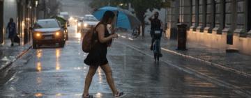 El SMN renovó alerta por tormentas: naranja para la tarde y amarillo para la mañana y noche de este domingo