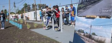 De basural a espacio público, se inauguró una nueva Plaza de Bolsillo en el Distrito Oeste