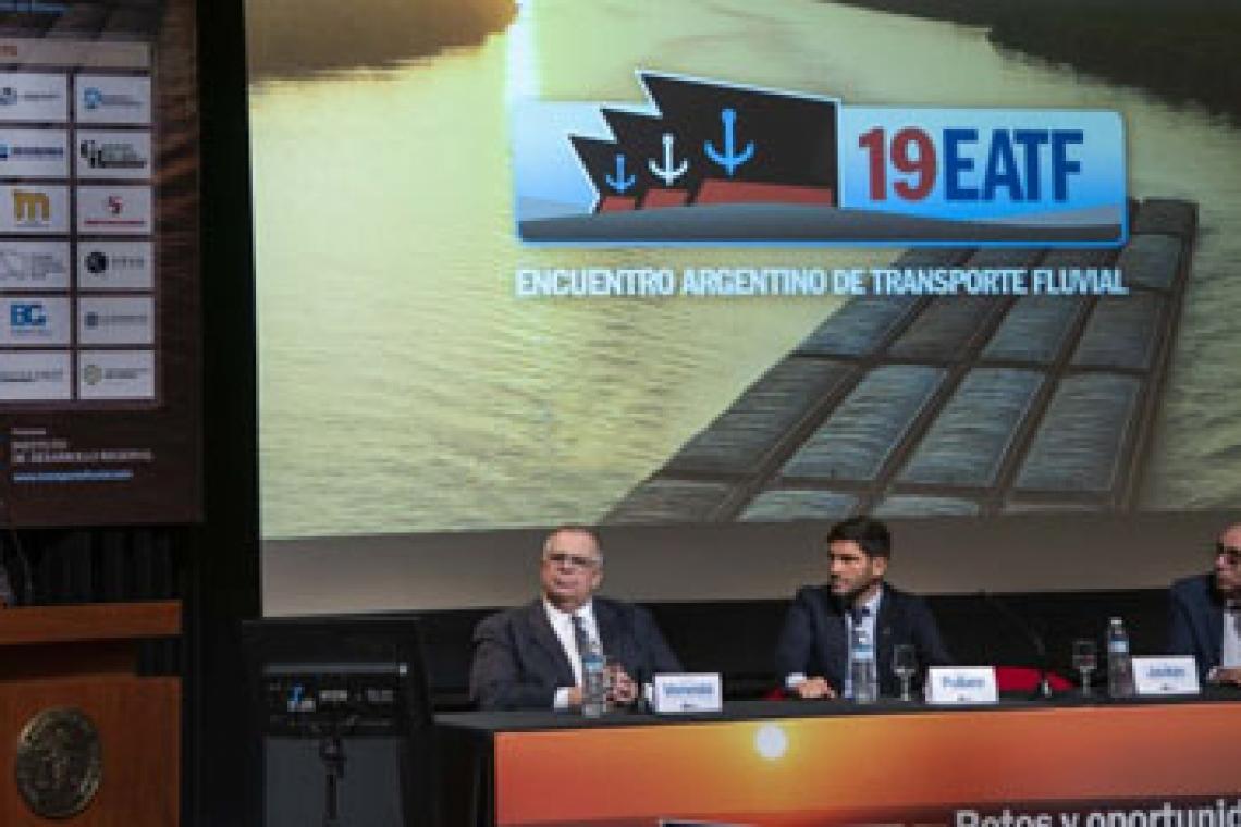 Javkin: «Hay que potenciar la región y las actividades que generan divisas en el país»