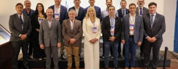 Javkin planteó a intendentes de todo el país un rediseño de las políticas fiscales para el interior