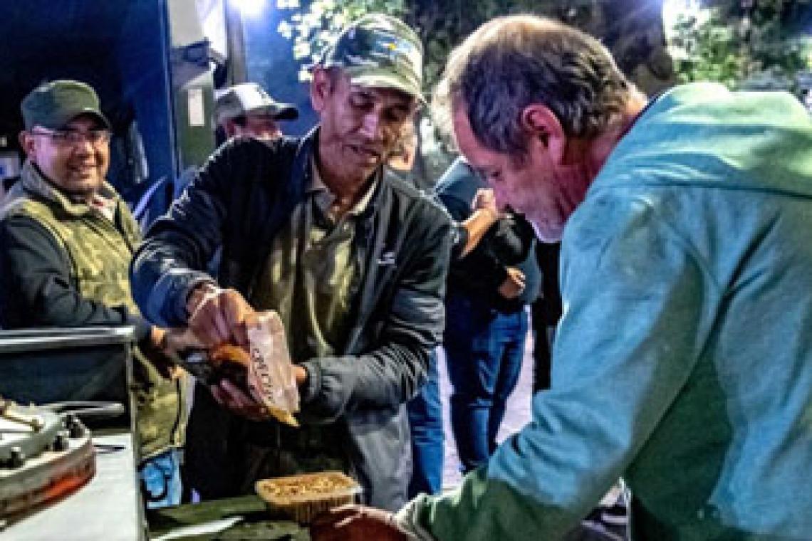 Comenzaron las rondas nocturnas de asistencia alimentaria