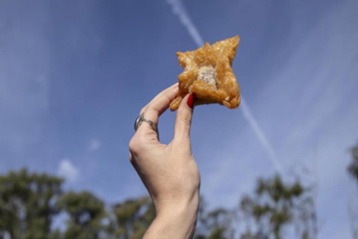 La ciudad se viste de fiesta para conmemorar la Revolución de Mayo