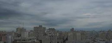 Rige alerta amarilla por tormentas para esta noche y naranja para la madrugada del martes 27 de mayo